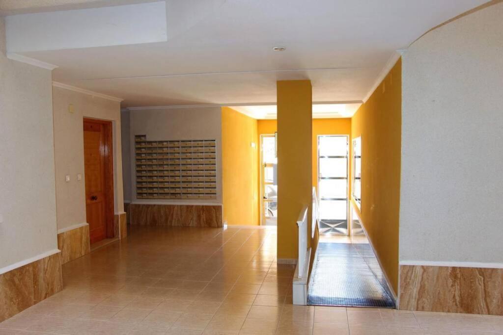 Linmarko Apartamento En Centro De 또레비에하 외부 사진