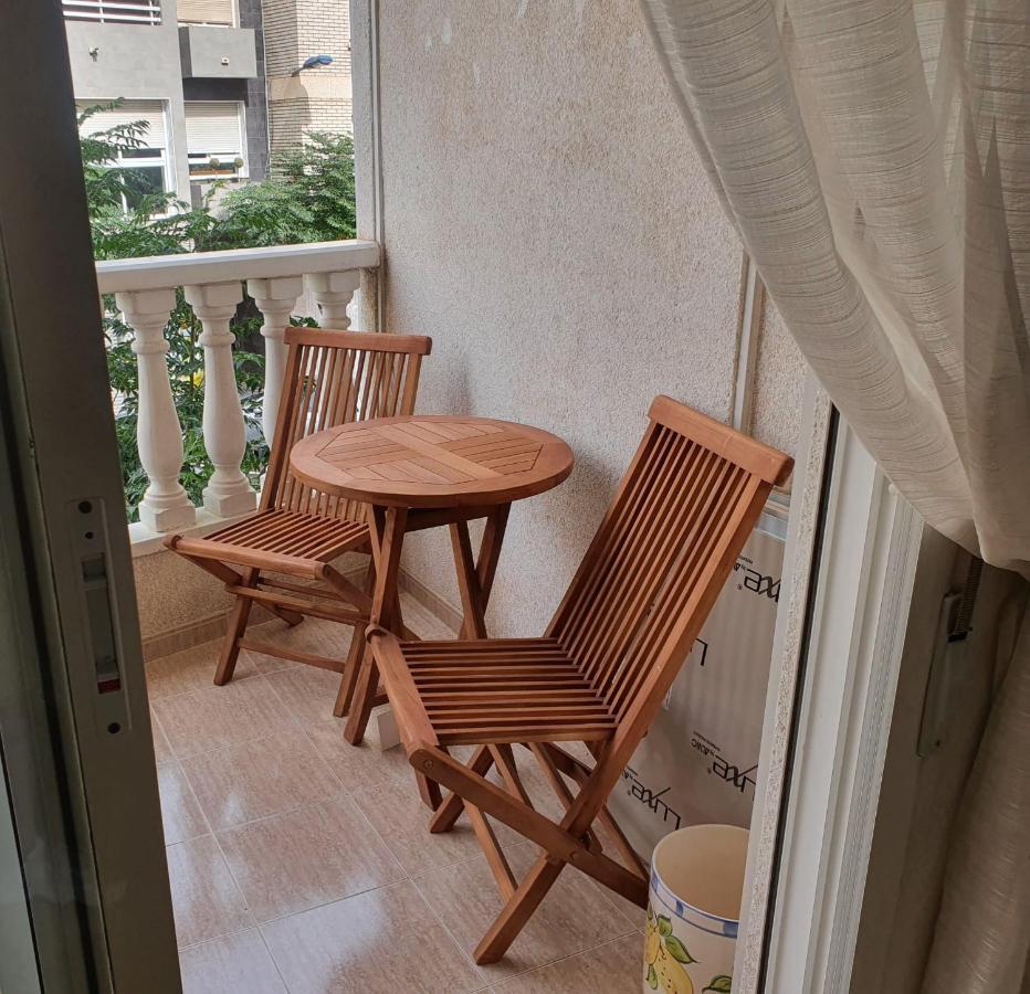 Linmarko Apartamento En Centro De 또레비에하 외부 사진